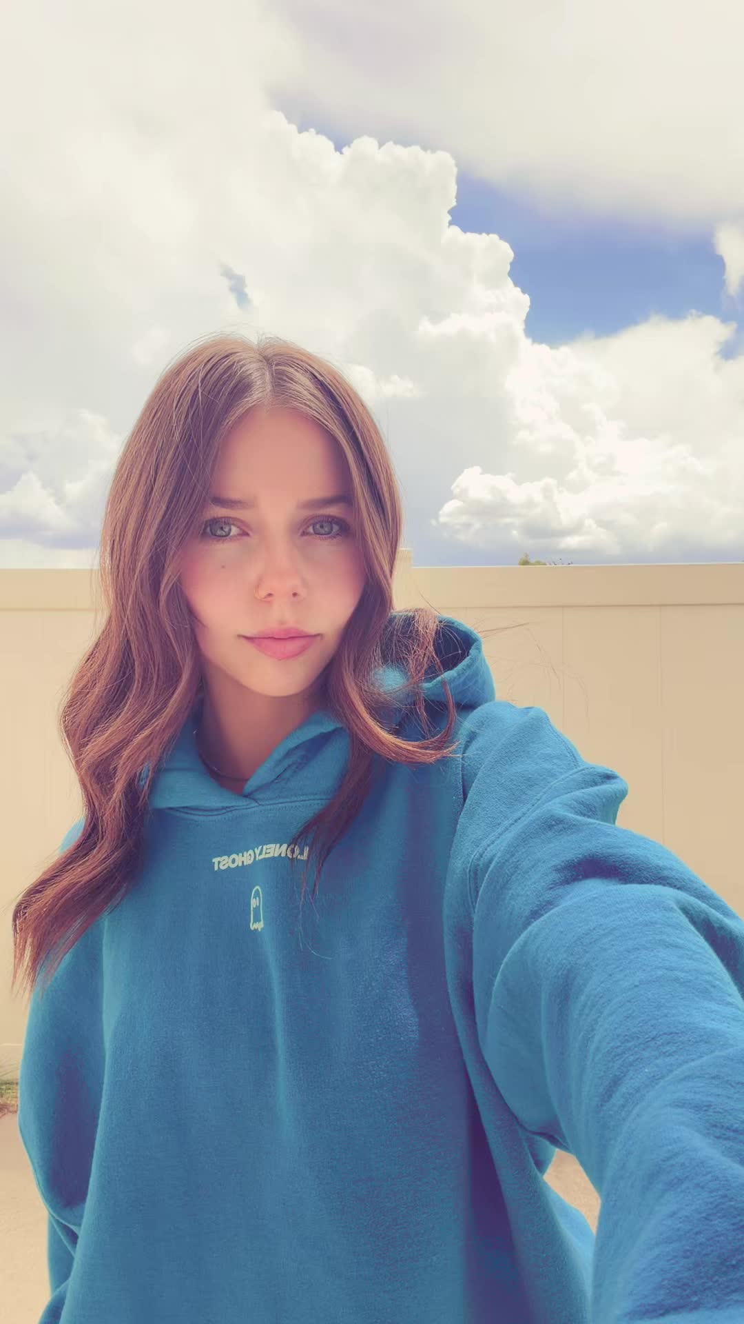 @chloenalani?