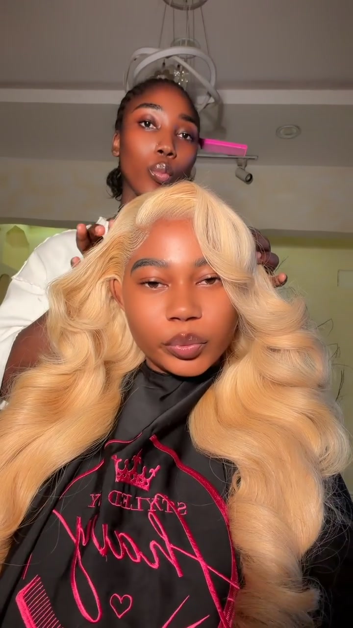 @Hair stylist in Asaba