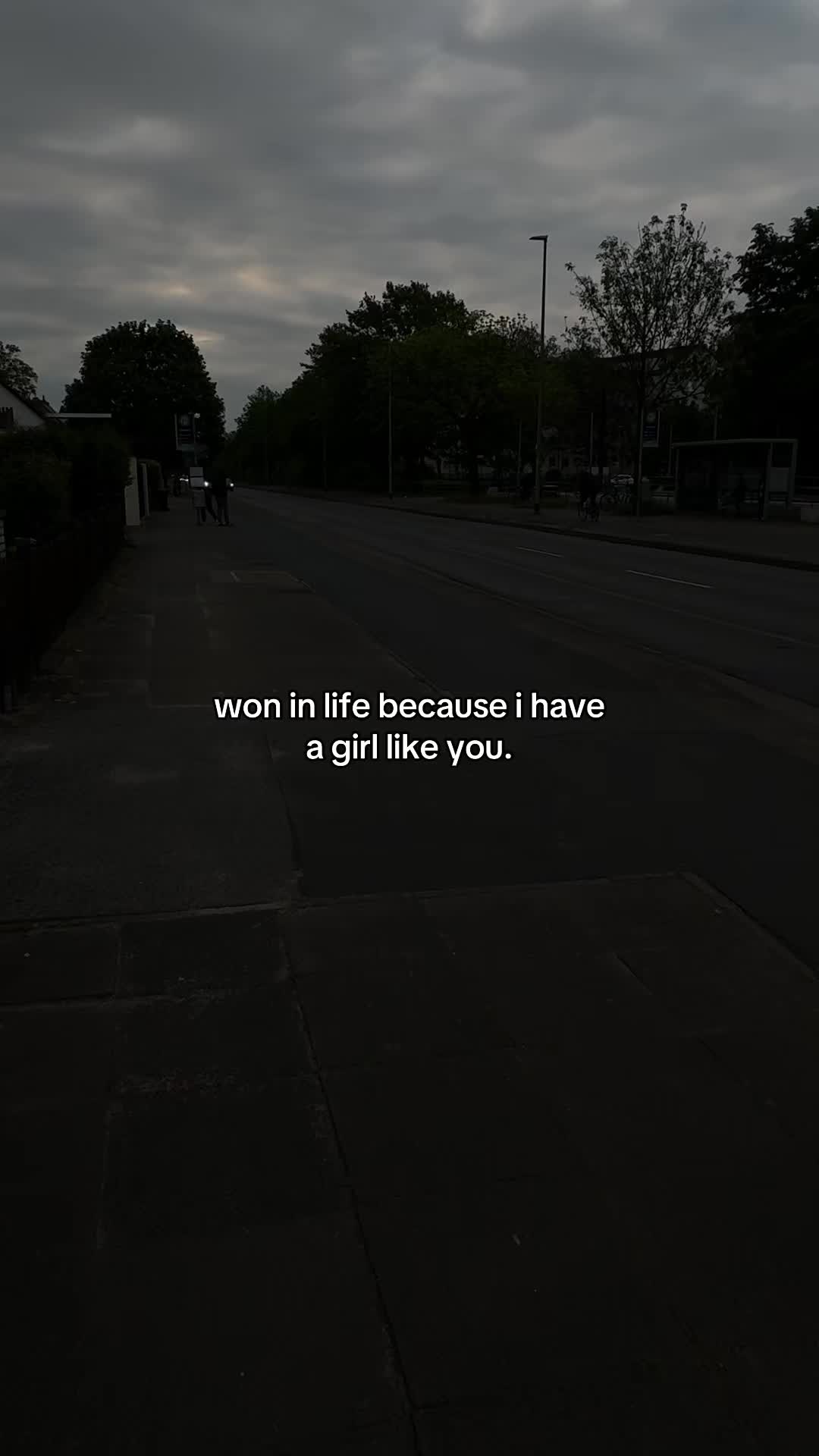 @8xw