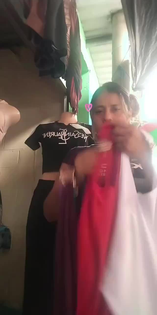 @adela  azucena