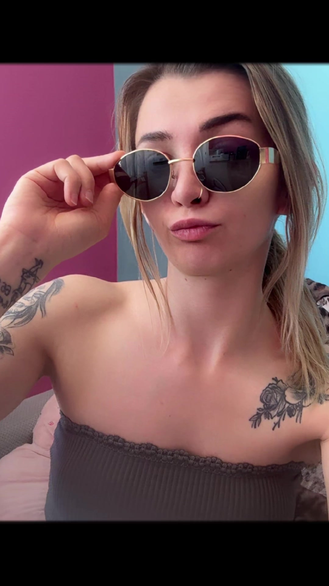 @Czikaaaaa💋