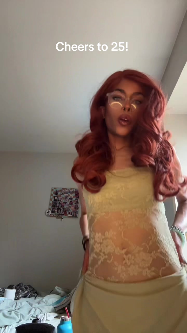 @nosmilingnini