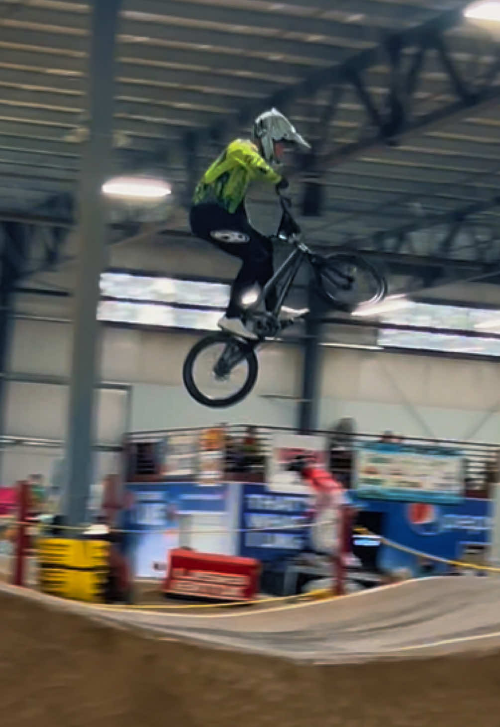@Jacksonbmx12