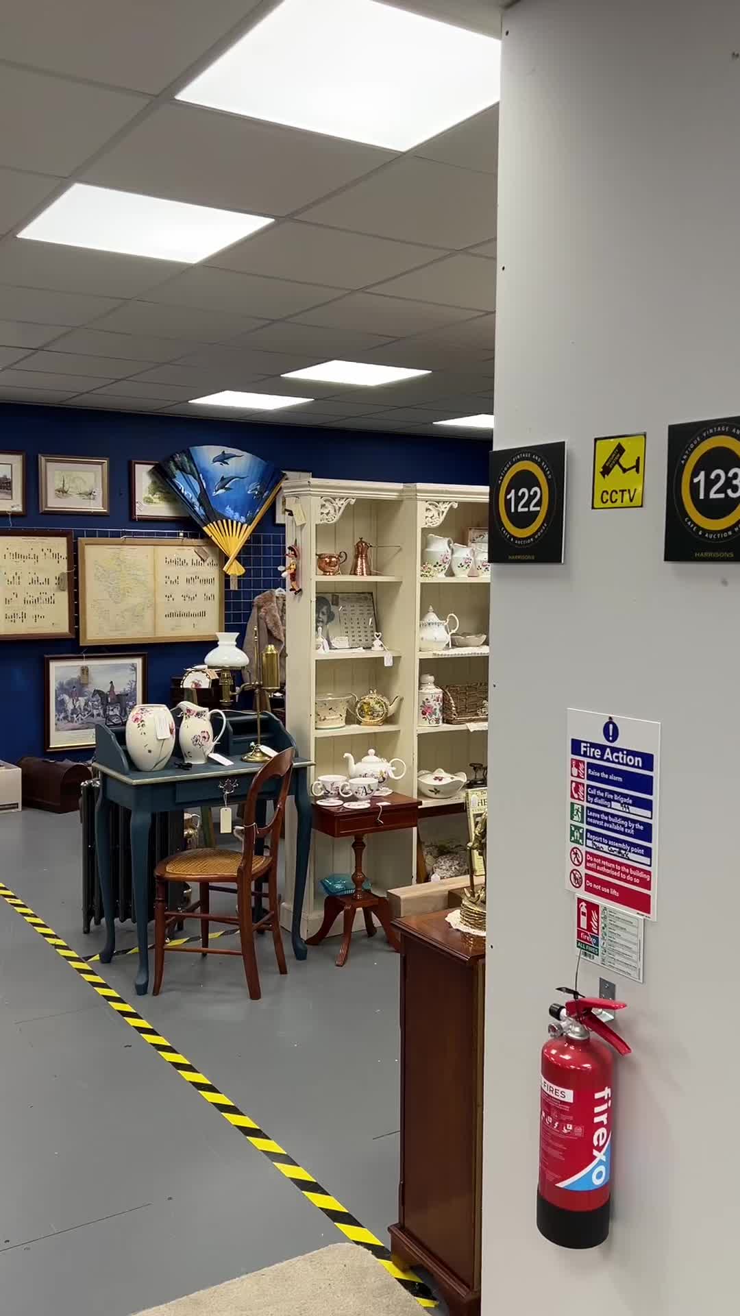 @harrisonsantiquescentre