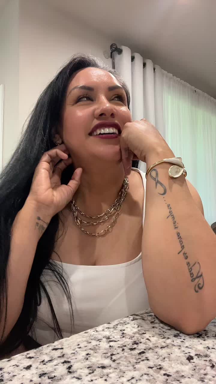 @Paola