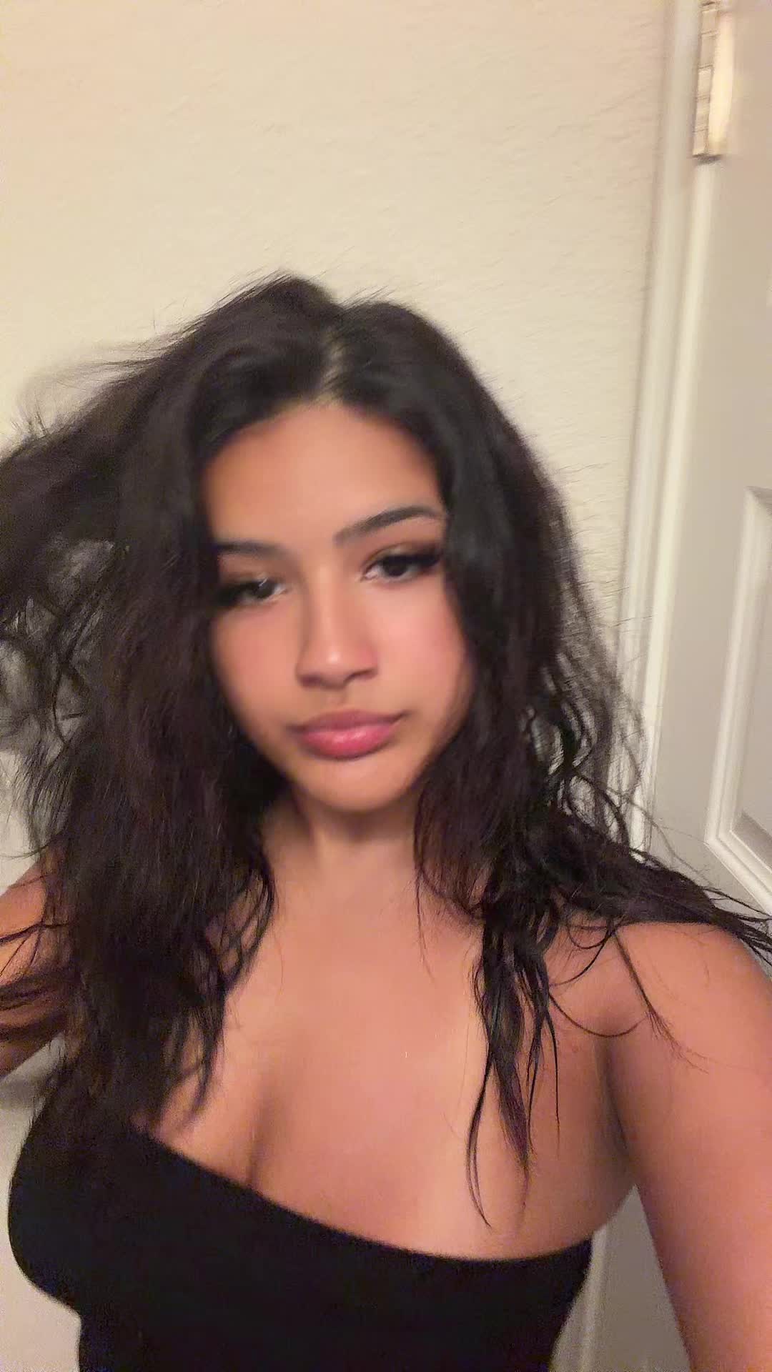 @bratsluvbluntts