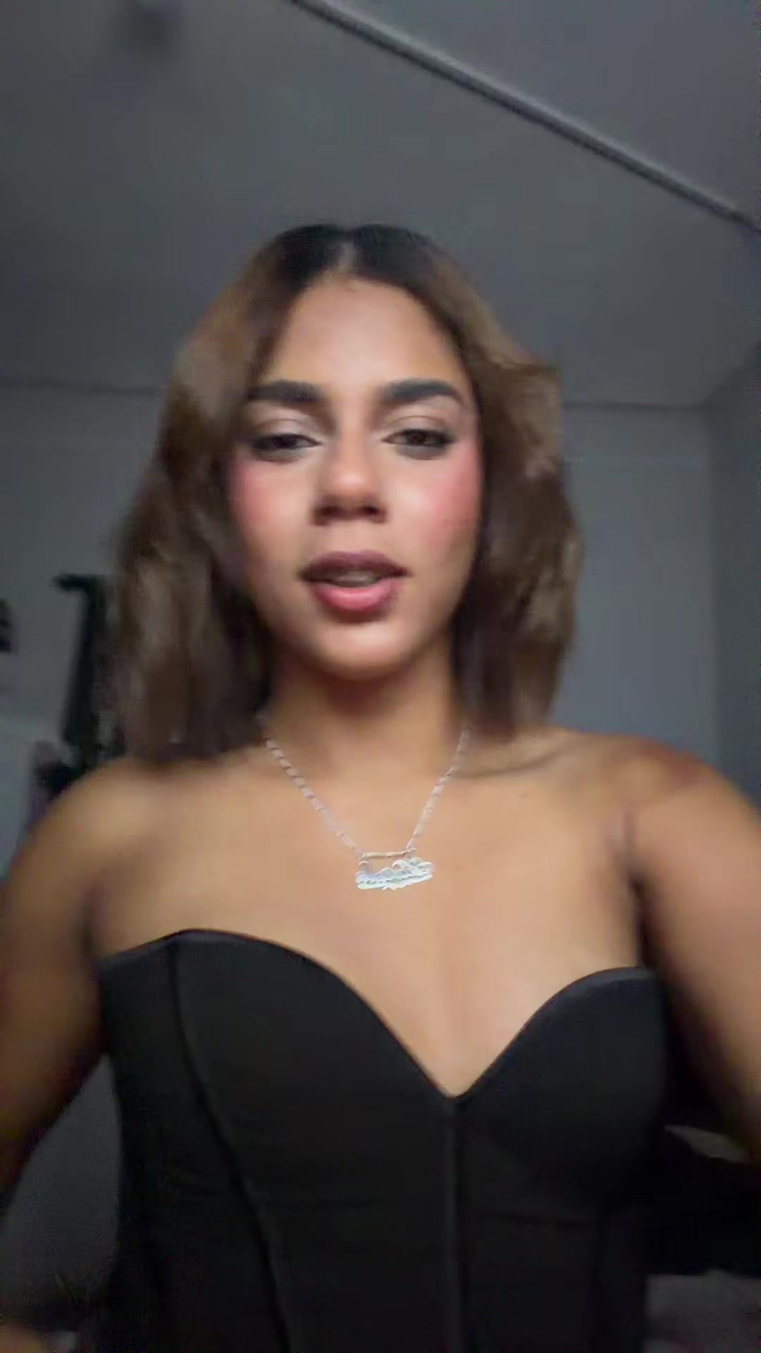 @katiellealonzo0