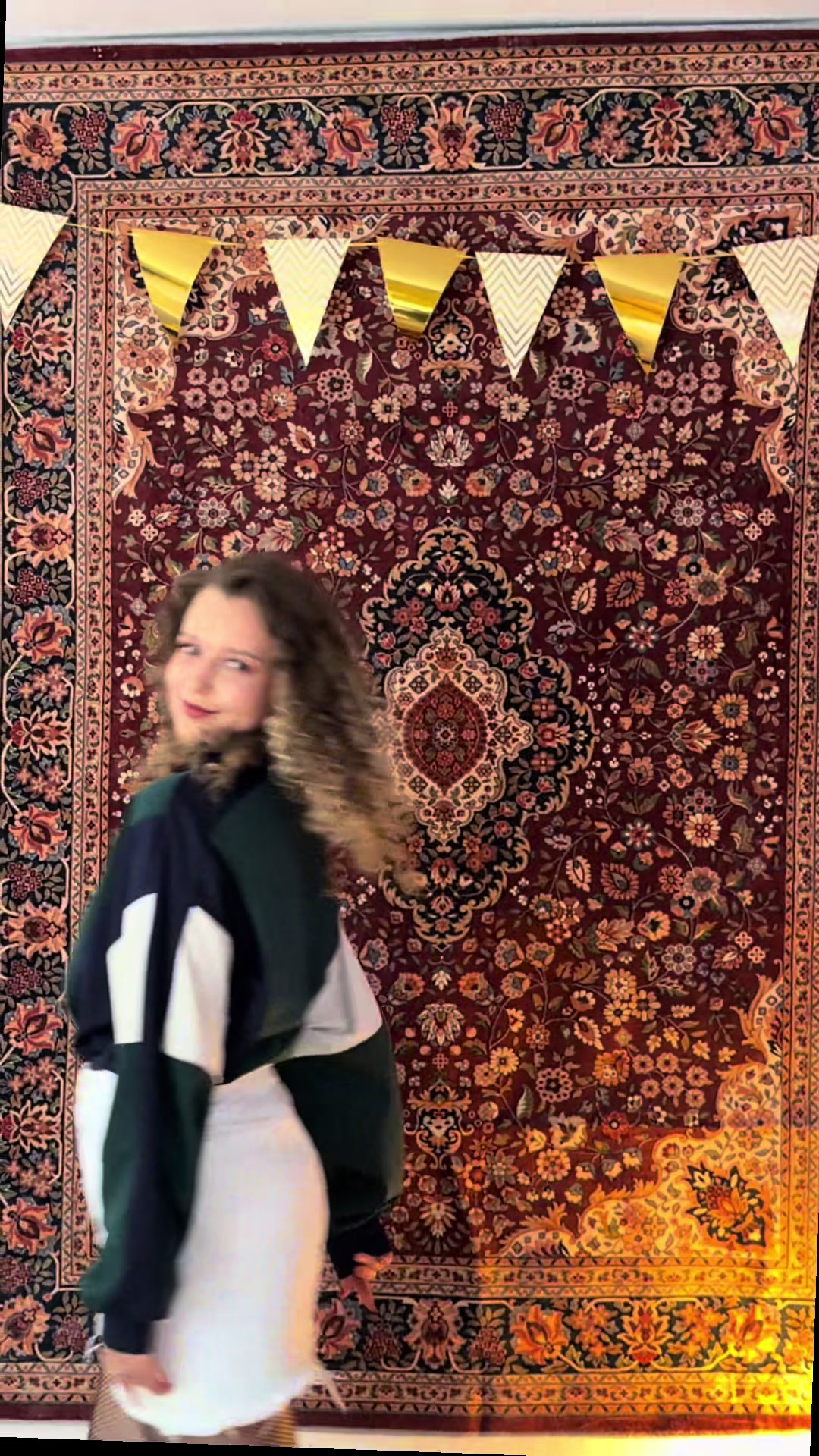 @Ella