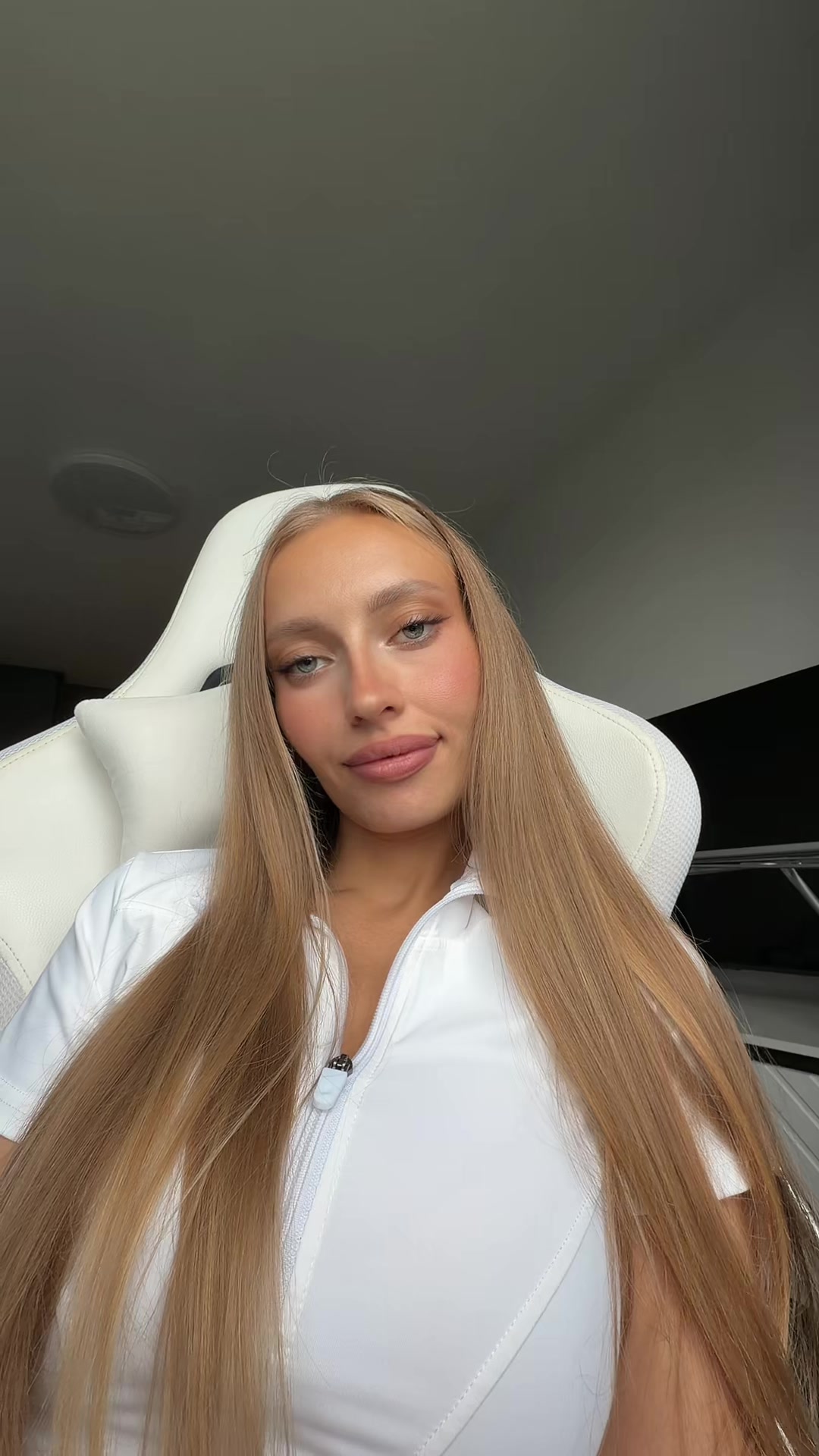 @Goddess 🇦🇪 🇷🇺