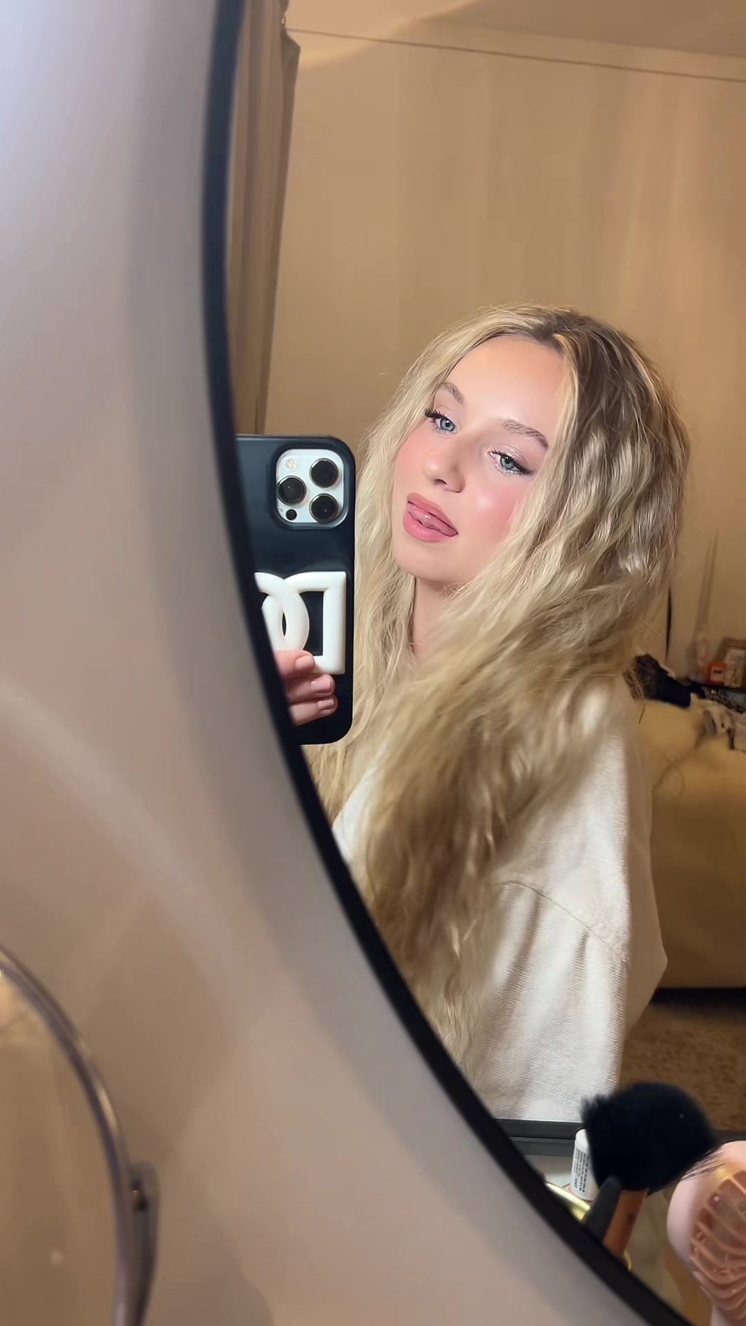 @apollonia 🪽