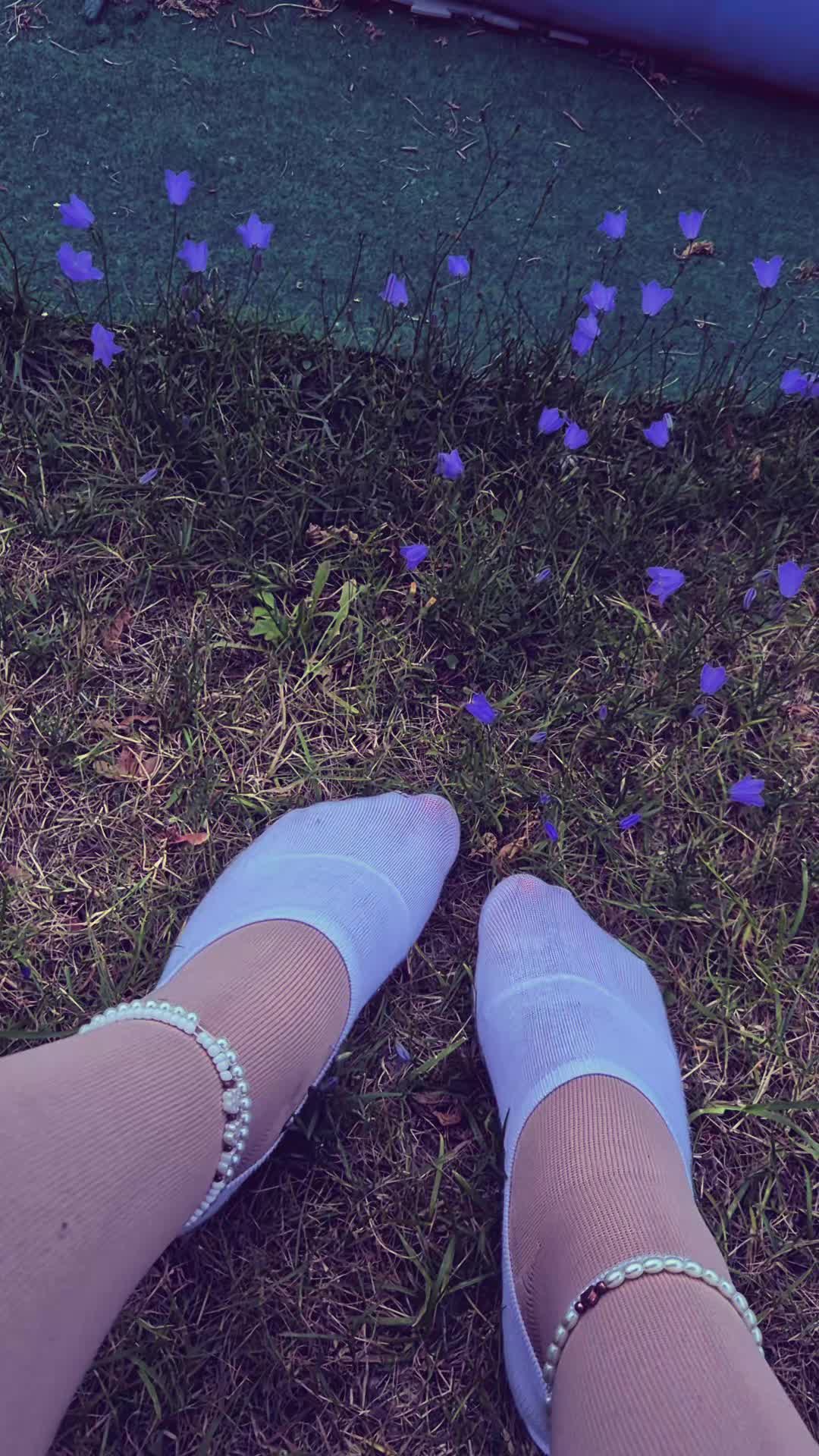 @Anna_Socke👣