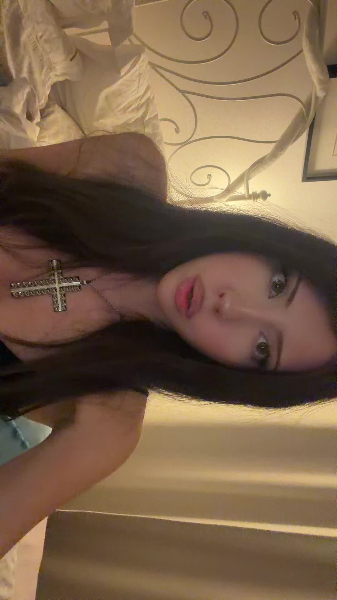 @Iza