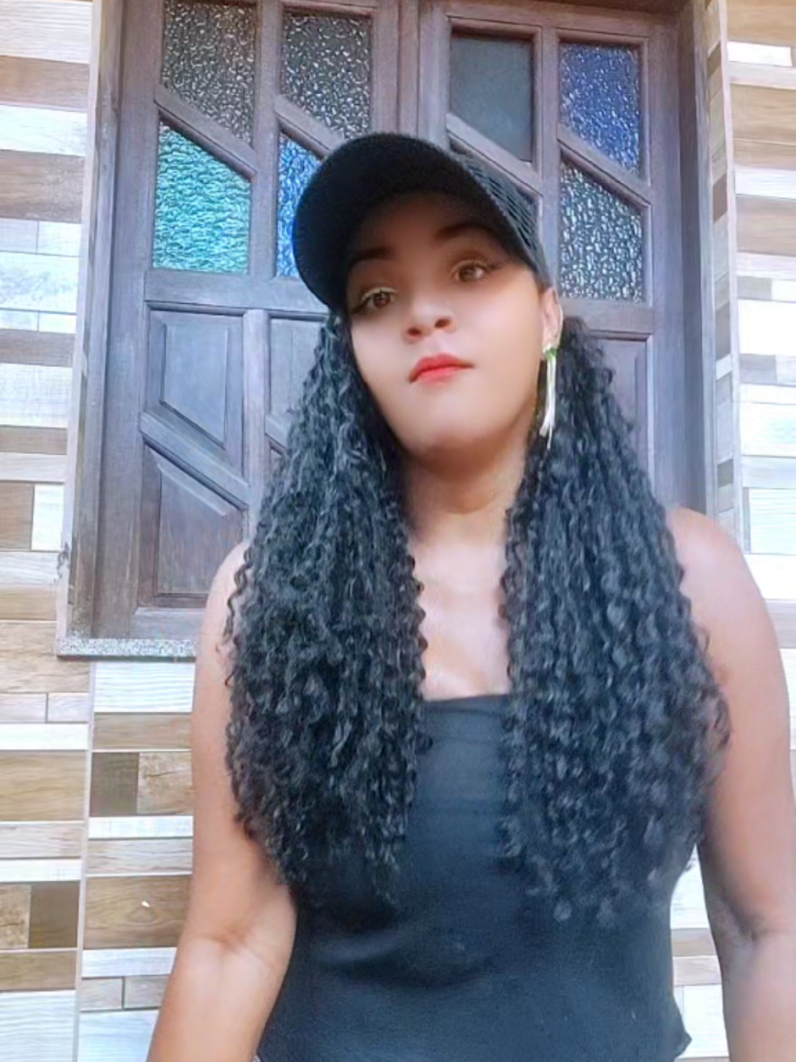 @Lucy a guria do short sexy