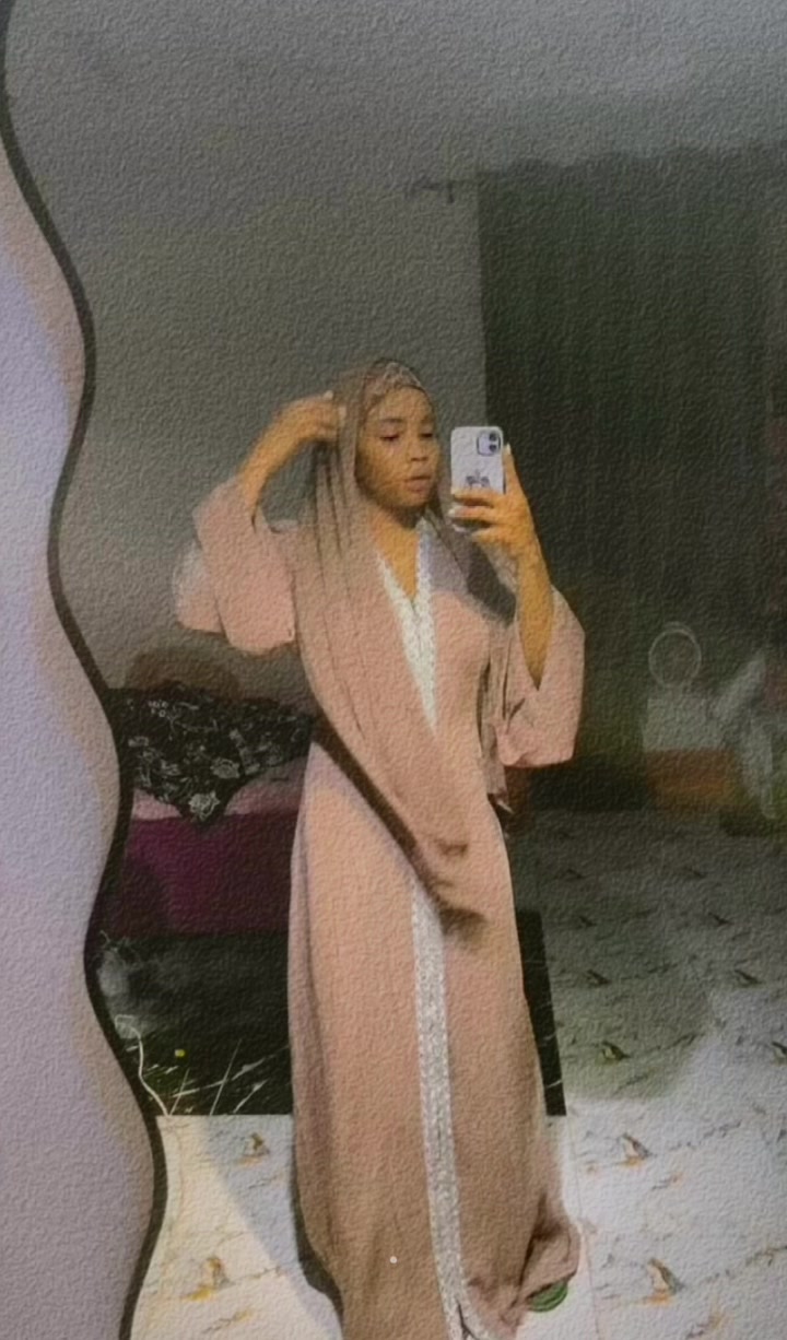 @HER❤️🤭