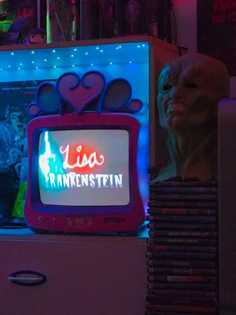 @𝕬𝖘𝖍𝖑𝖊𝖞 🦇