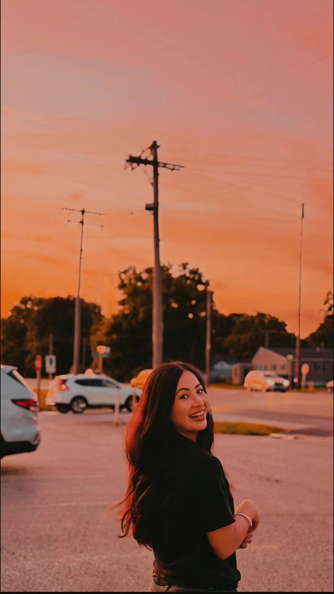 @Jharna💫