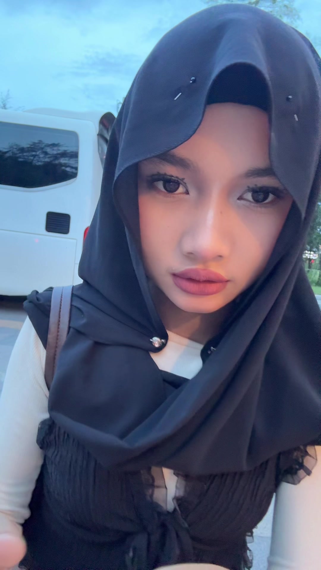 @Kamila
