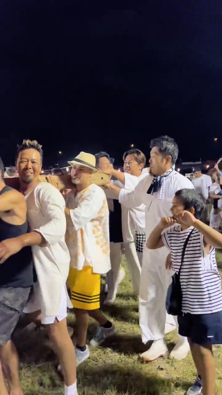 @शना महर्जन (サナ)