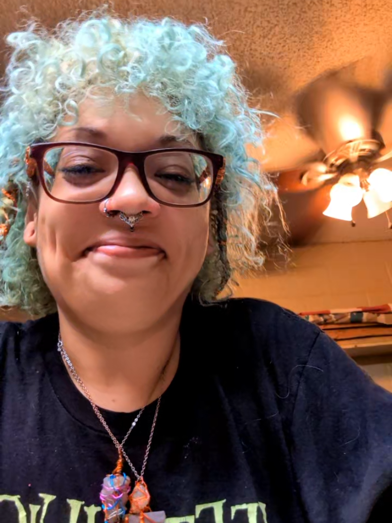 @FluffyCalamity 🍄 🎃🦇🧛🧙🧹