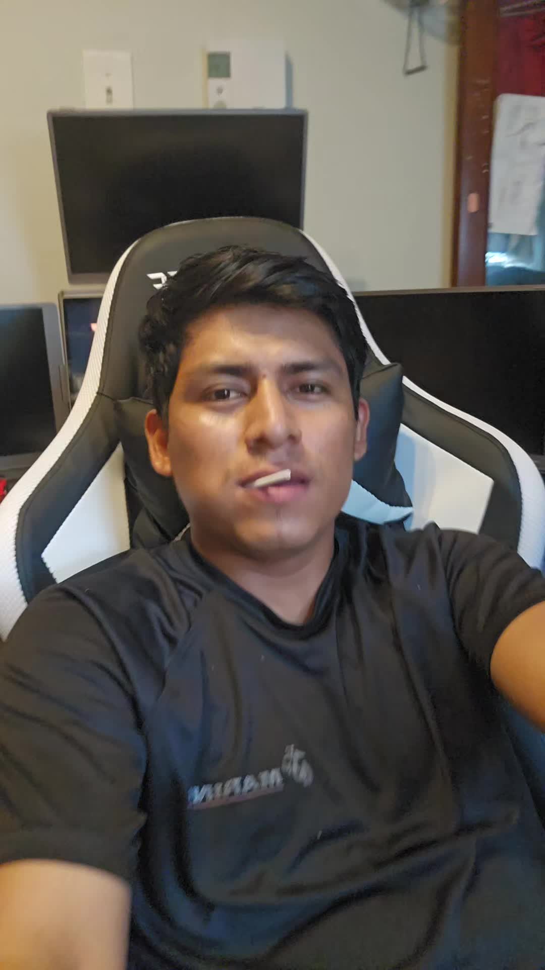 @Salomón Lima 🏹🇪🇨🤗