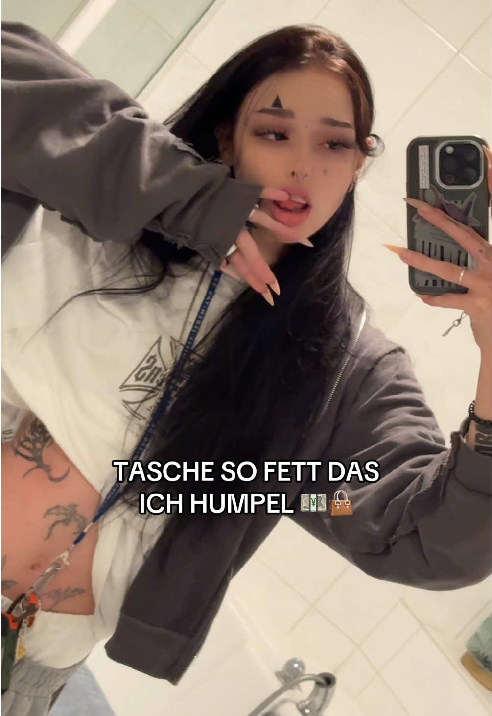 @geekedbaddie