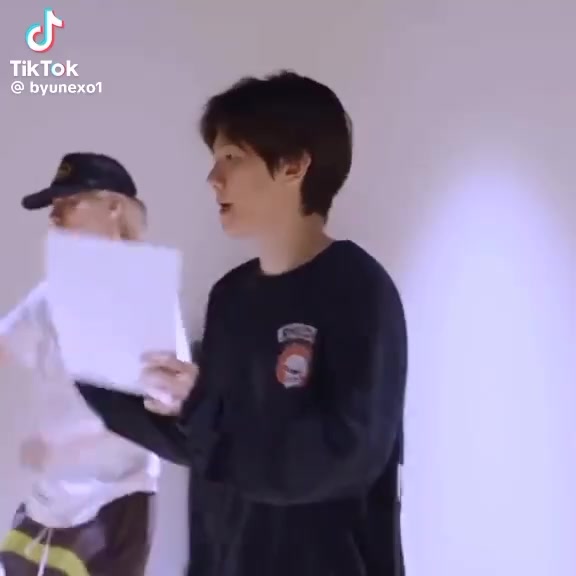 @이고로트 😎