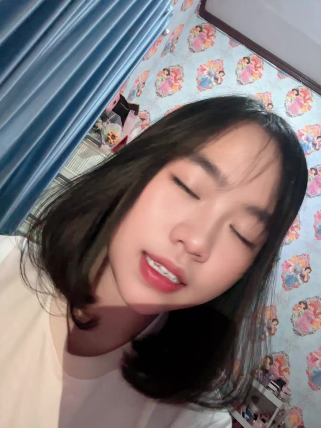 @ly⋆𐙚