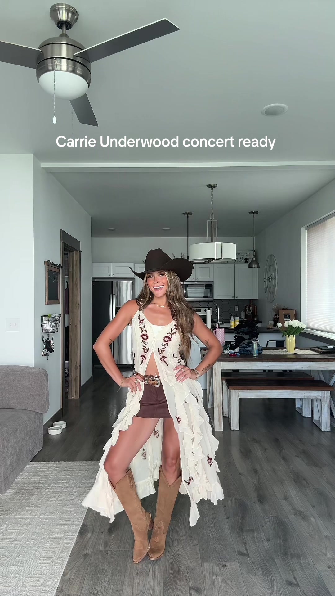 @Chlothecowgirl