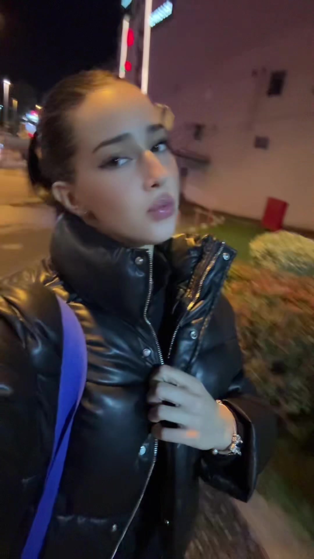 @Tina
