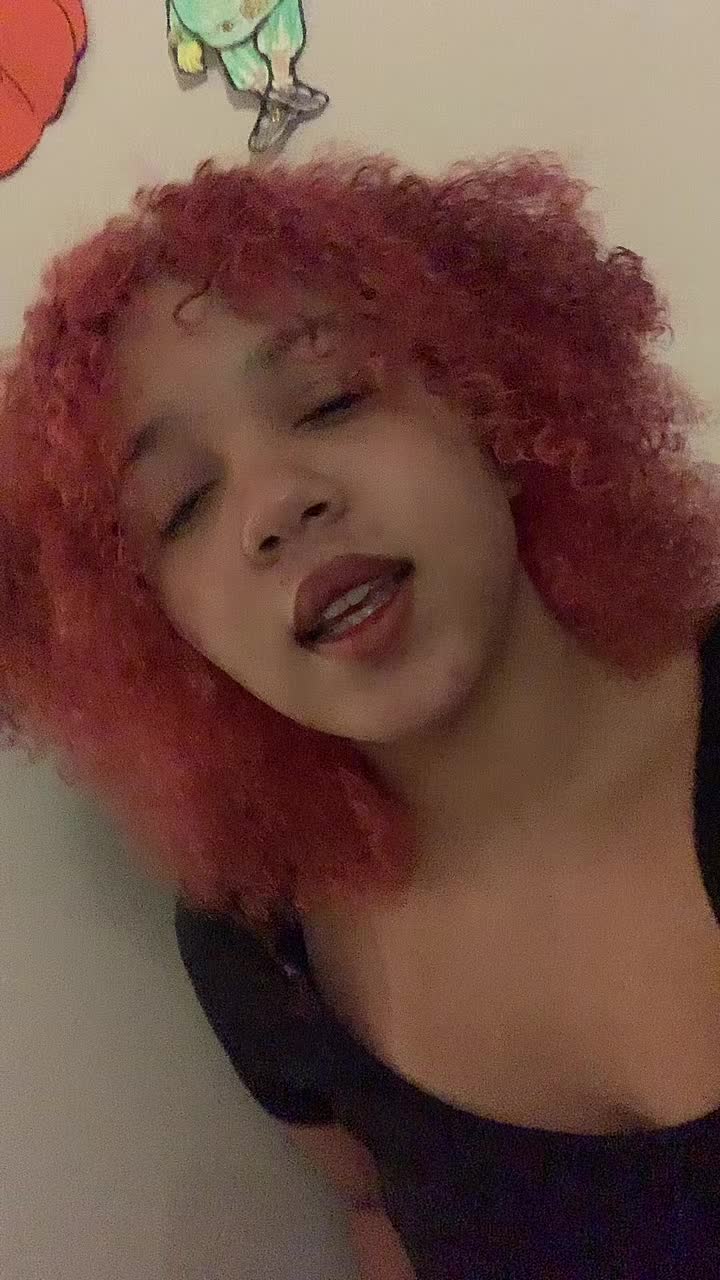 @bri_badtzu