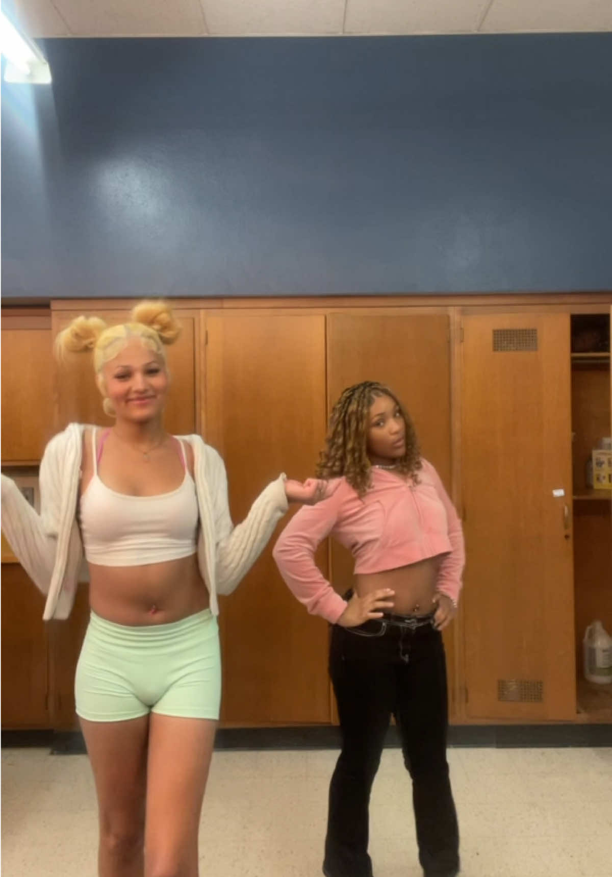 @Baddest.bombshell 🎀🧁💝💋