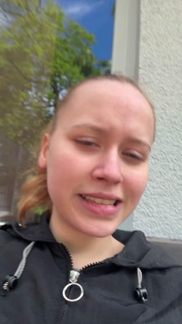 @Lili