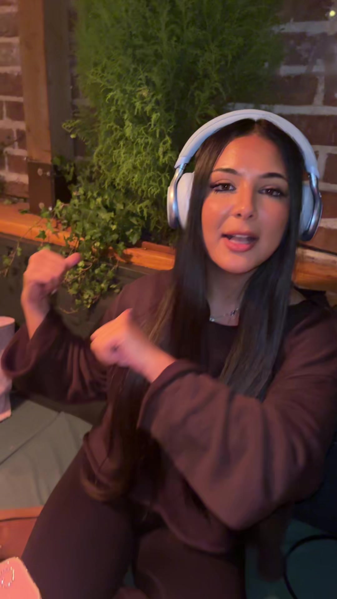 @Ella
