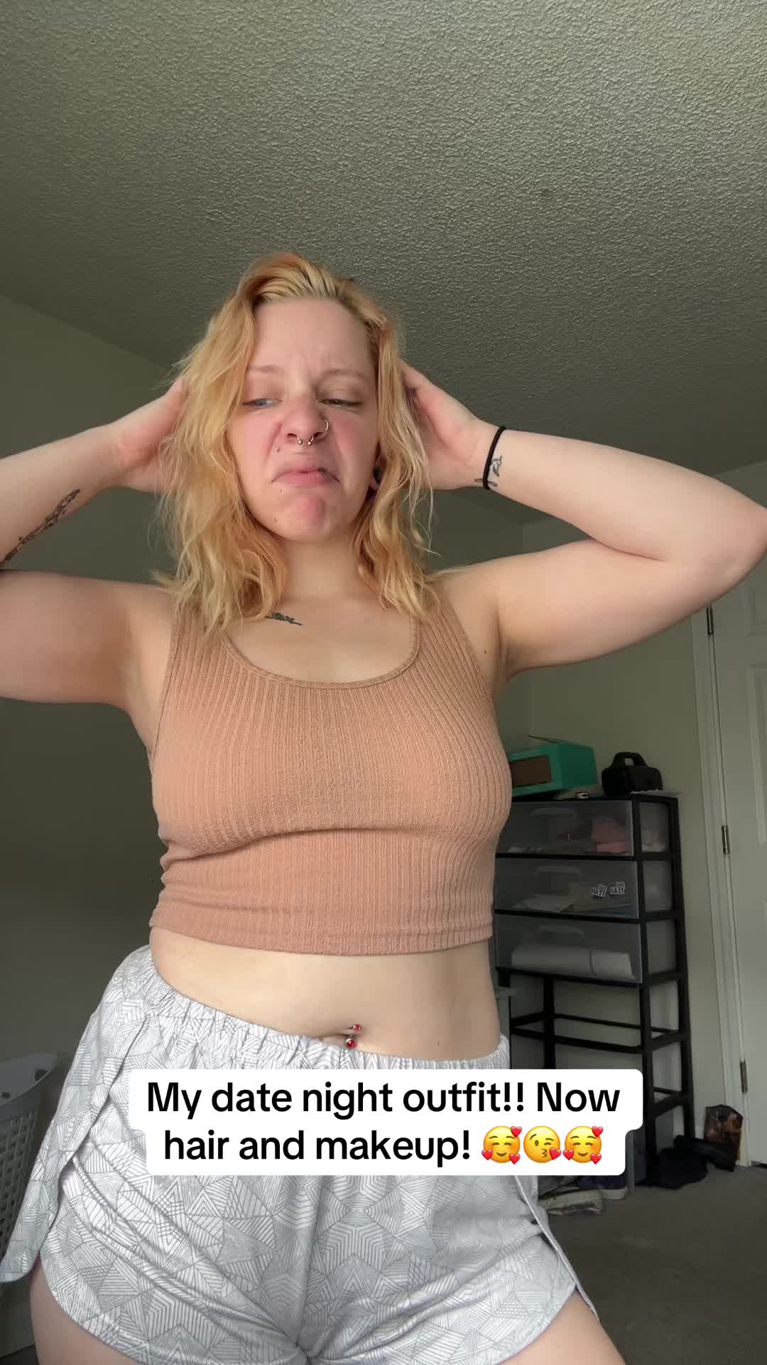 @Eat.my.ass.bitches