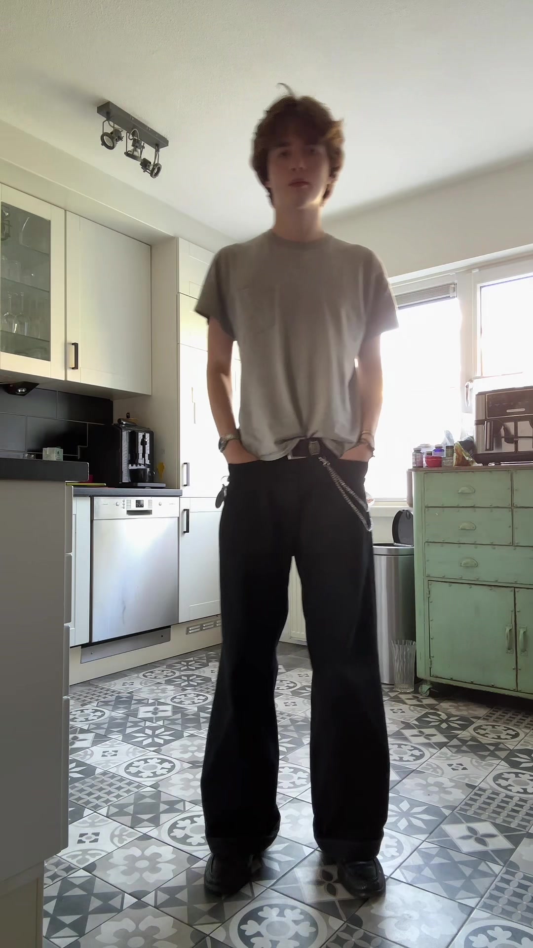 @thomatensaus