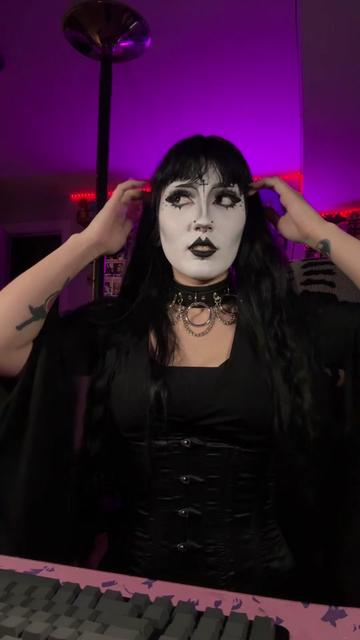 @foxxy