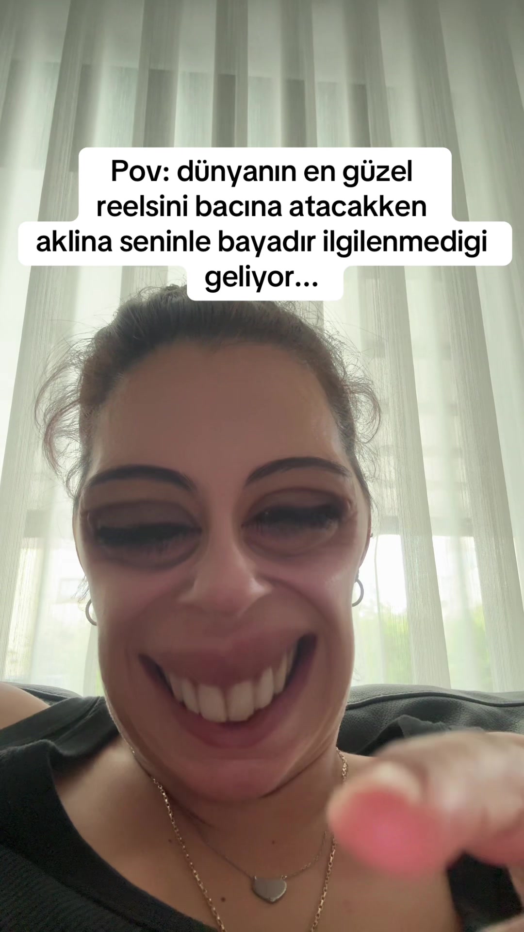 @eKe