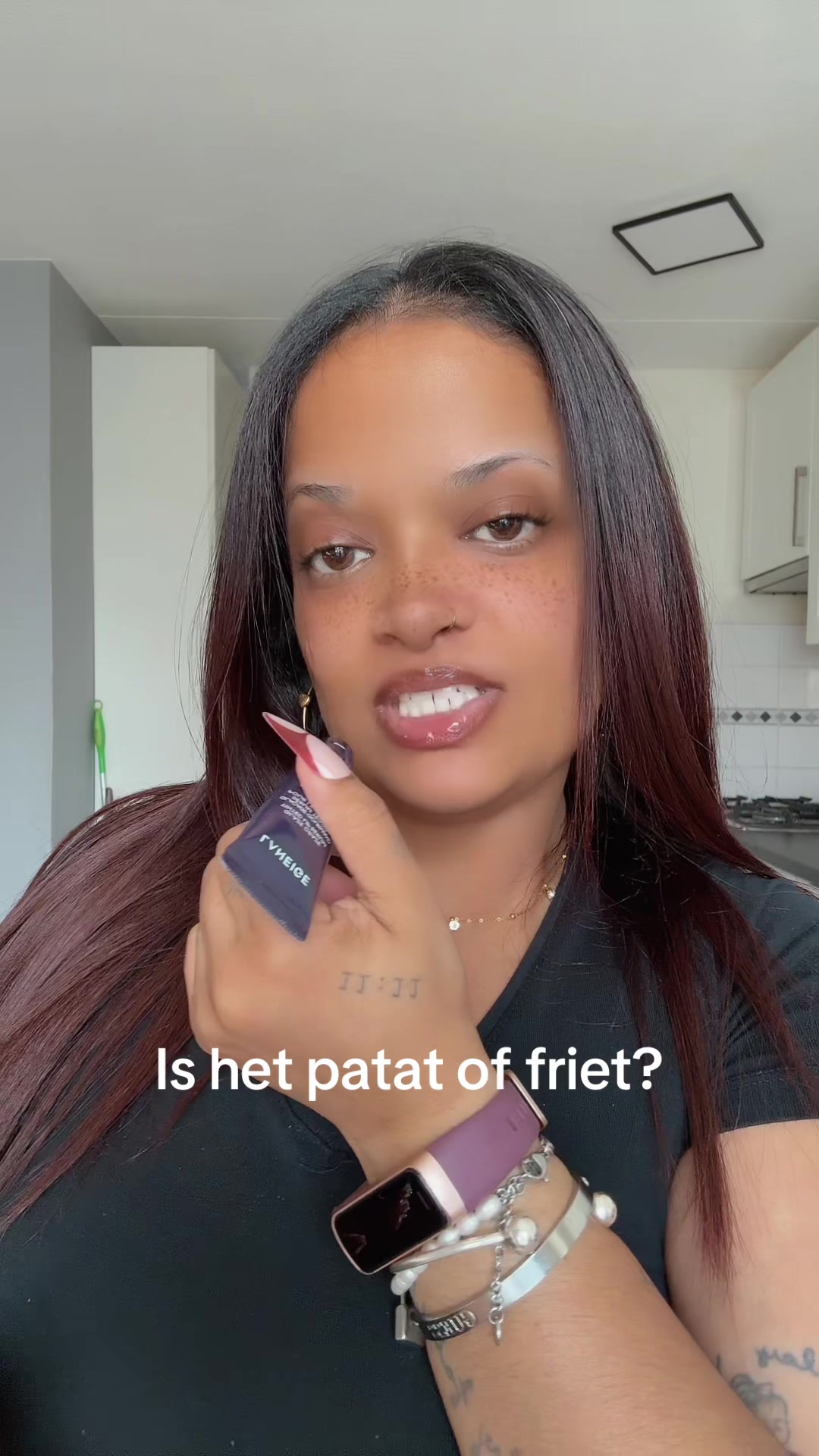 @FASHIIONIISTAZZ
