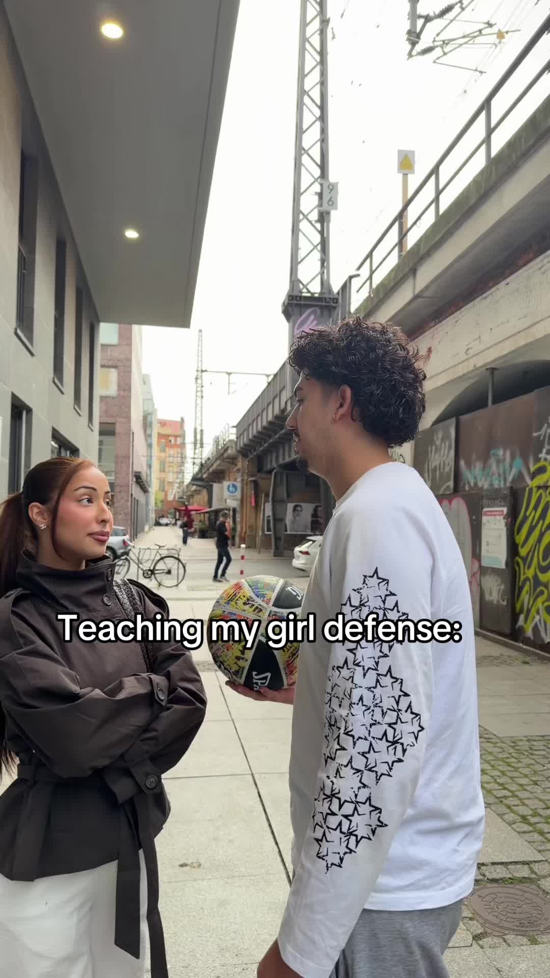 @E&M