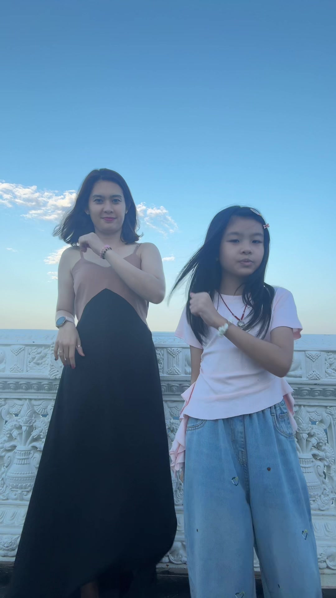 @Thinzar Cai