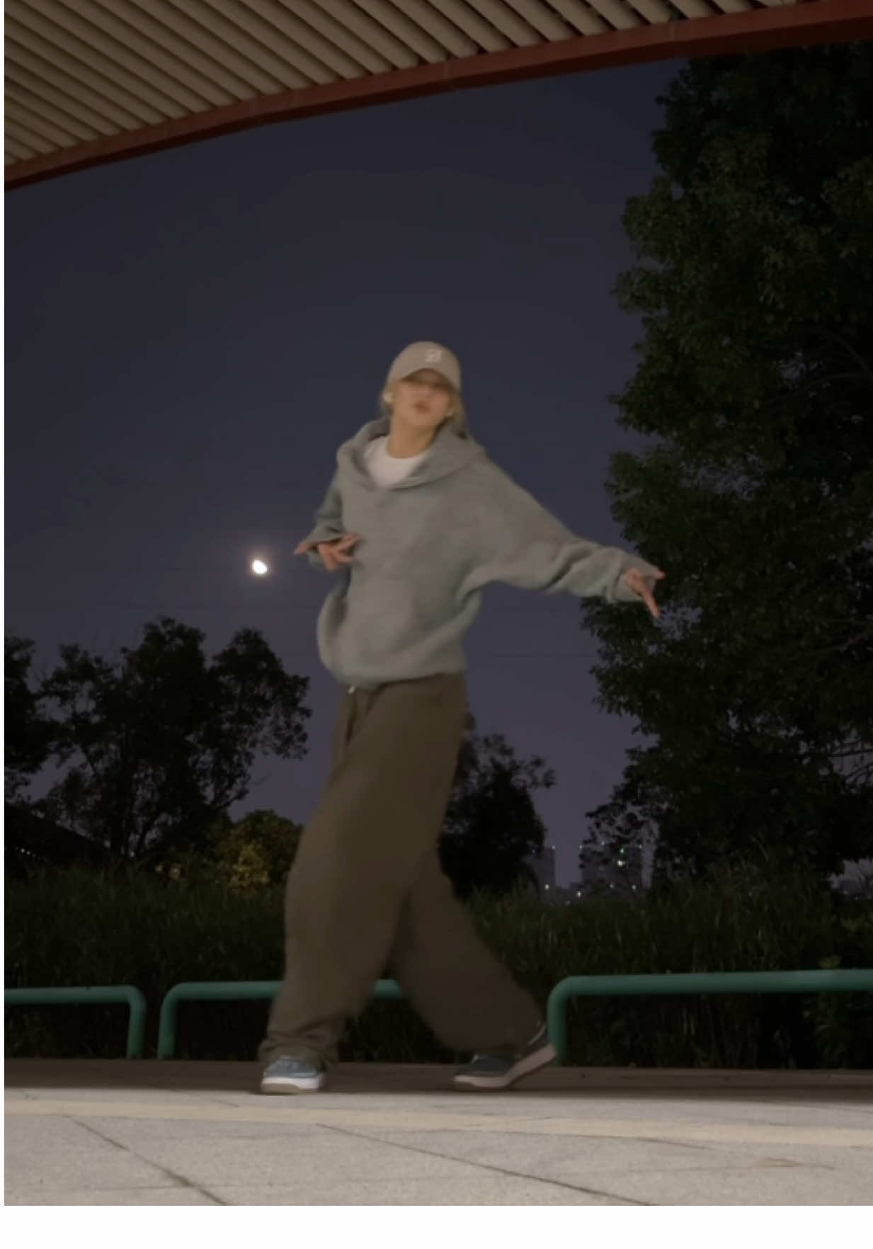 @*Moon