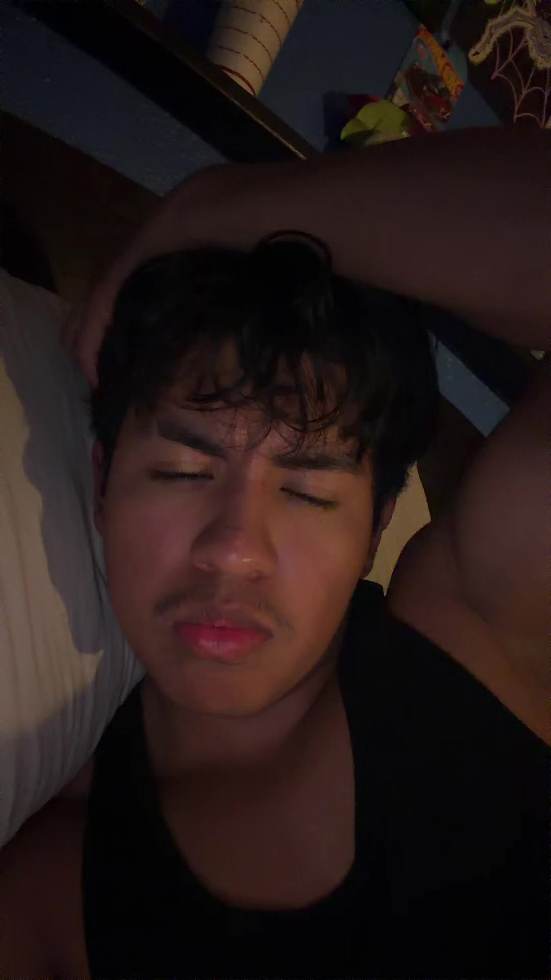 @Uz