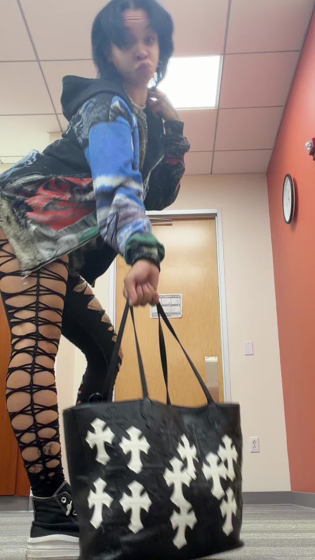 @Navadaqueen