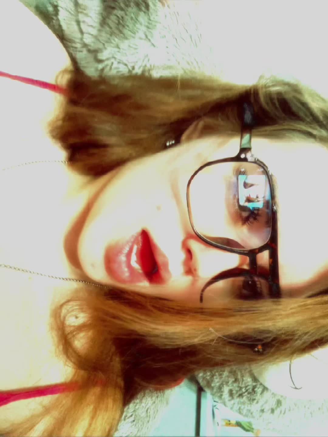 @ViktoriaAab01