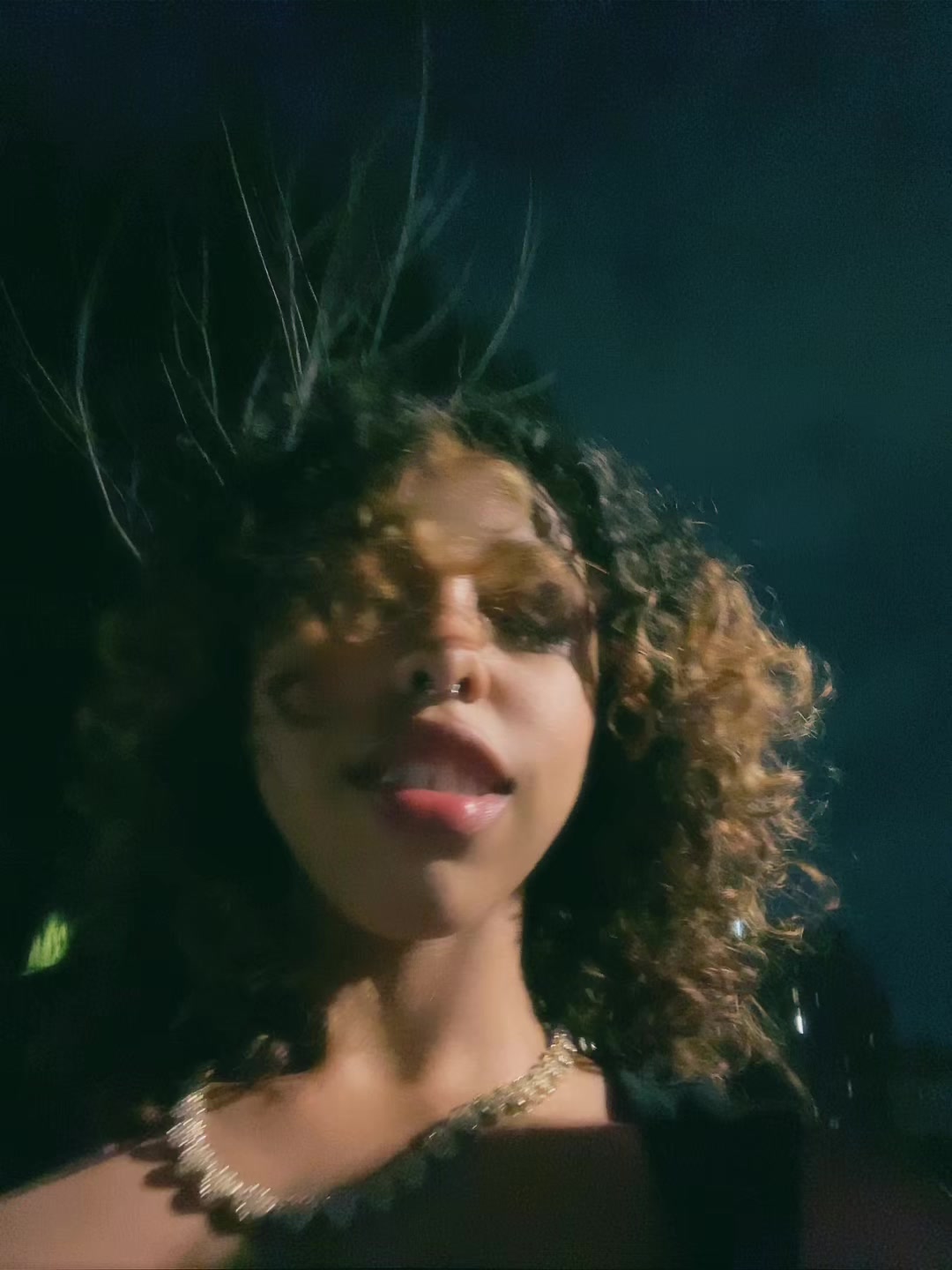 @QueenFarahona