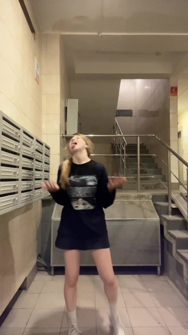 @nadia