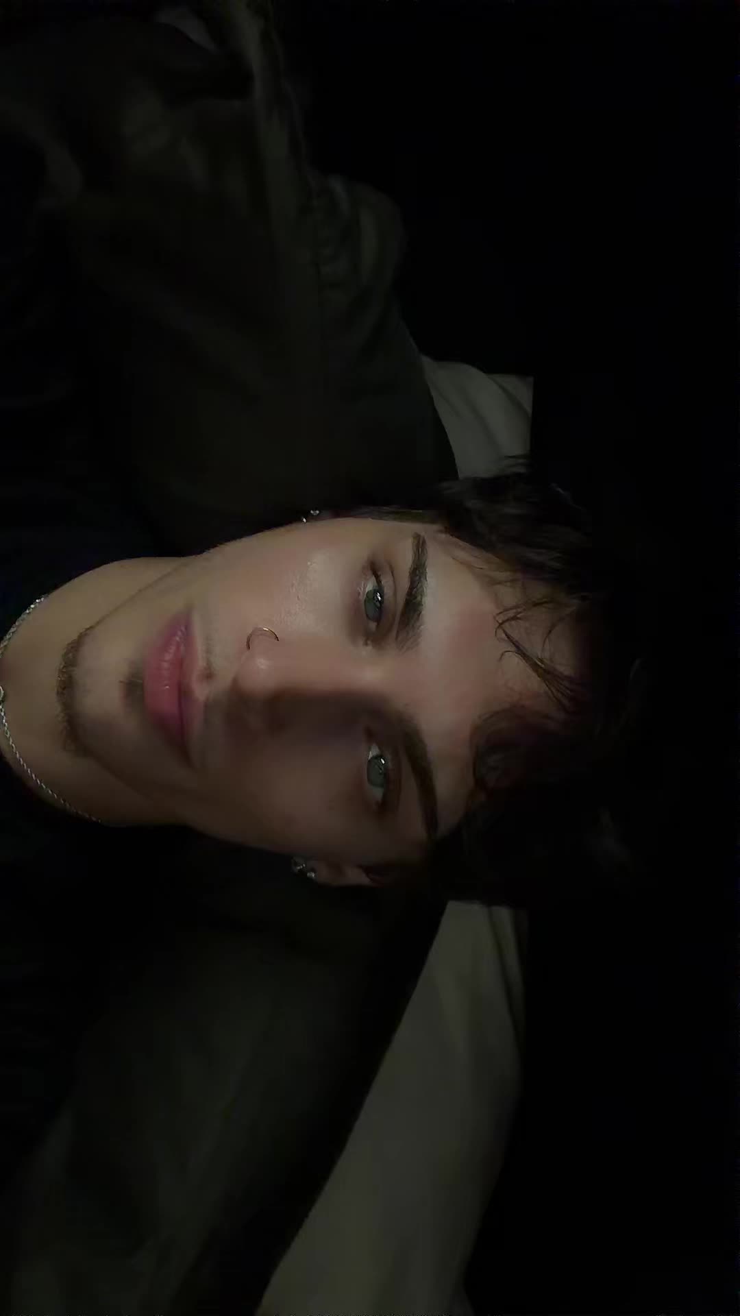 @AUS