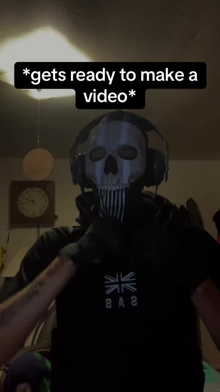 @𝕷𝖔𝖓𝖊𝖑𝖞 𝕲𝖍𝖔𝖘𝖙