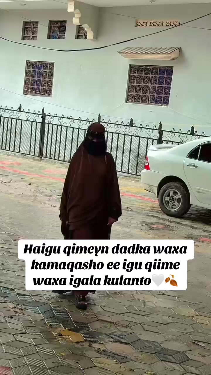 @.....