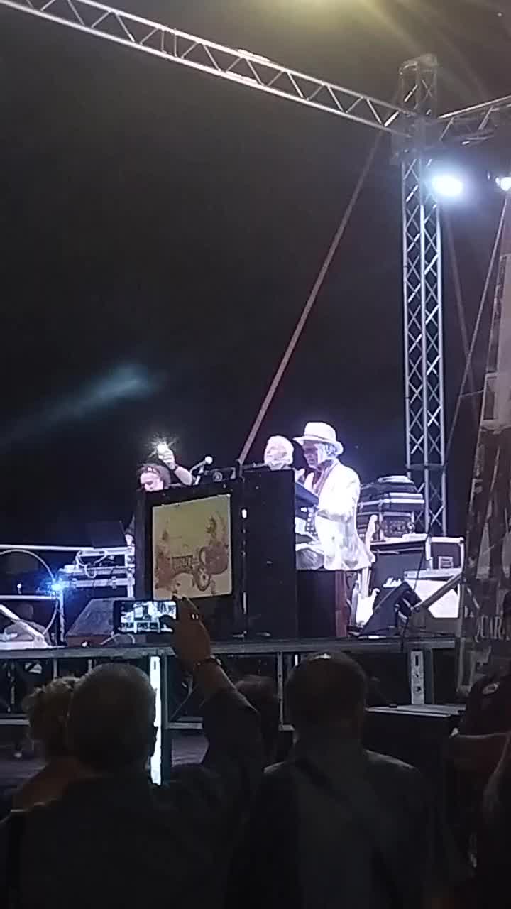 @Schiavonea ieri e oggi